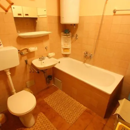 Irena 1 Crikvenica